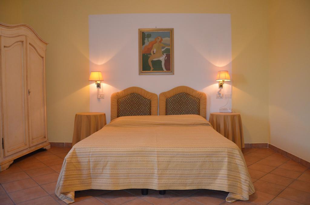 Il Fondaccio Hotel Lizzano in Belvedere Szoba fotó