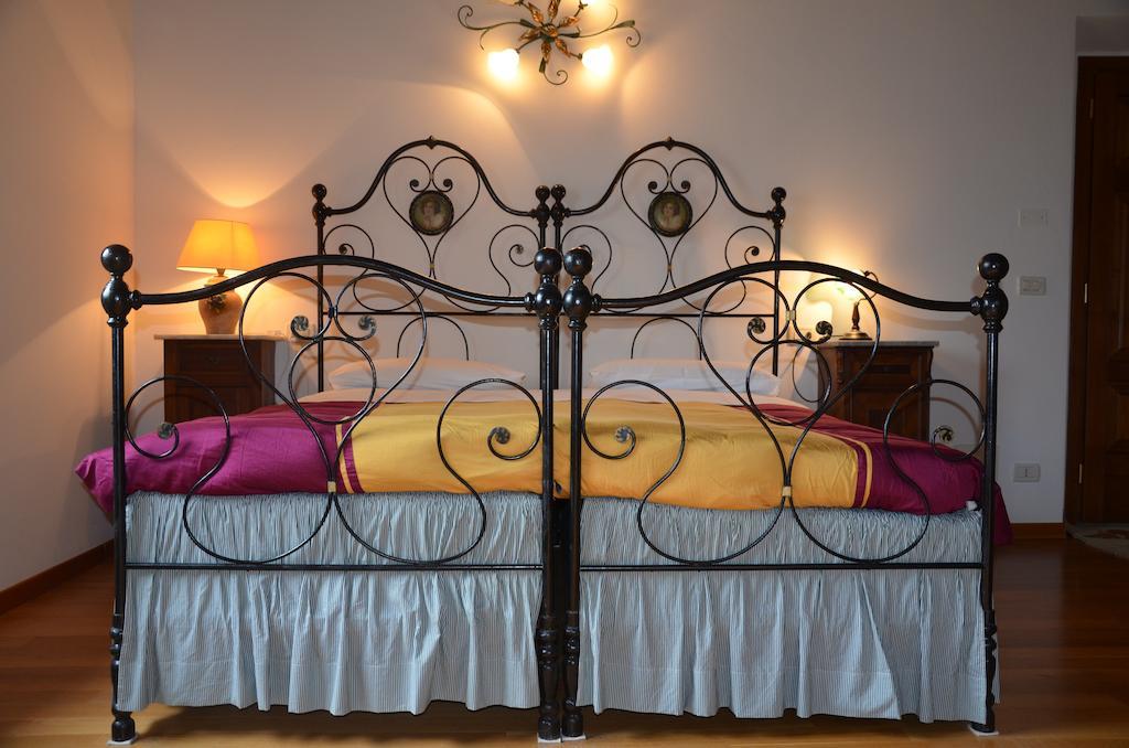 Il Fondaccio Hotel Lizzano in Belvedere Szoba fotó